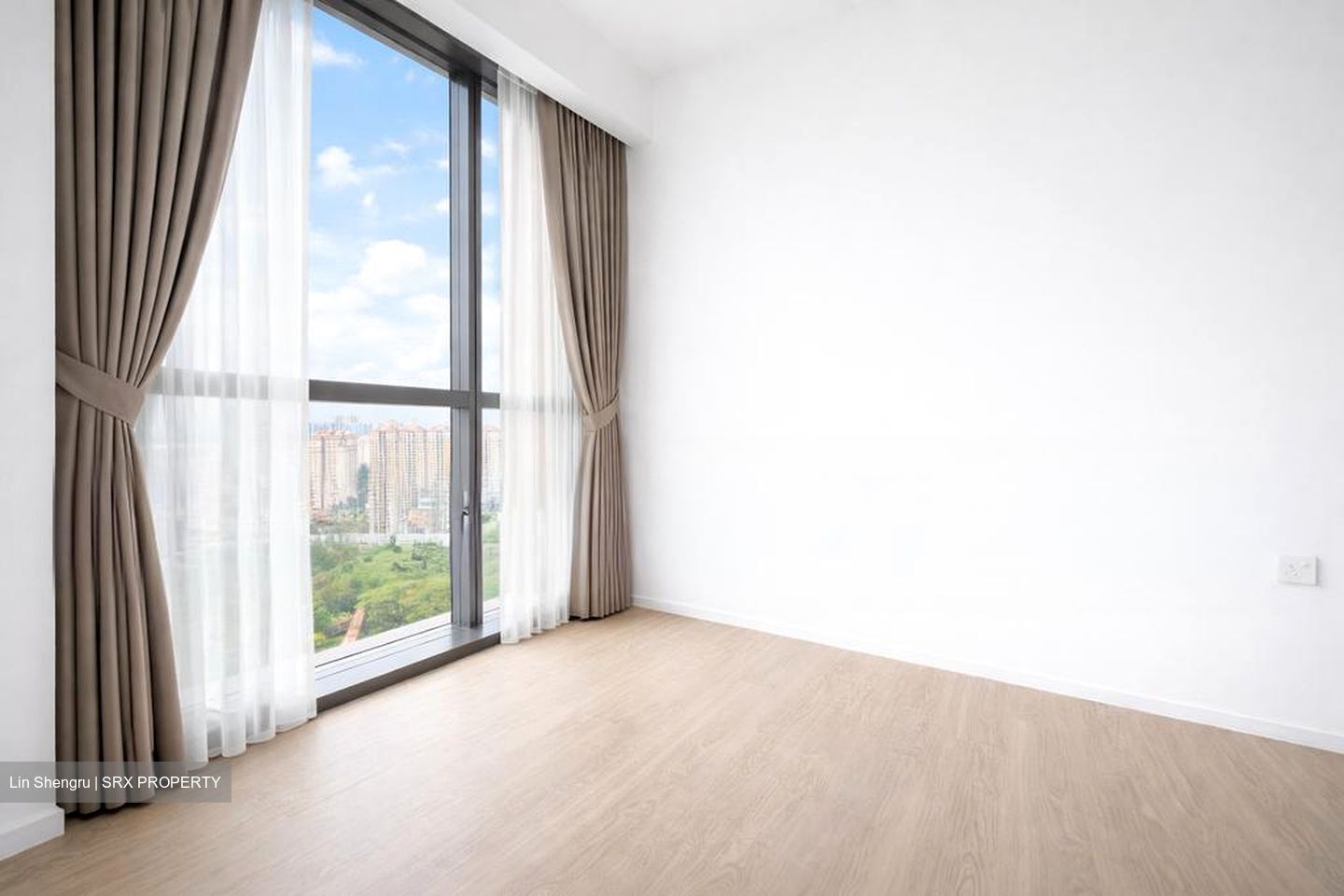 Amo Residence (D20), Apartment #595896071